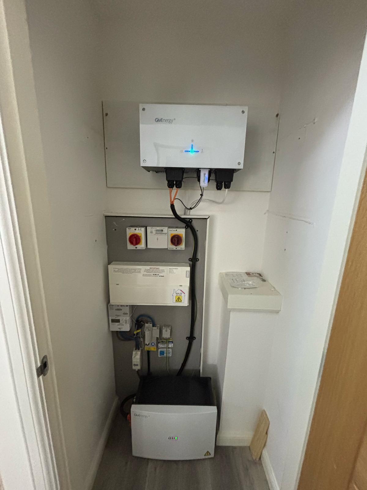 SOLAR AND BATTERY PACKAGE